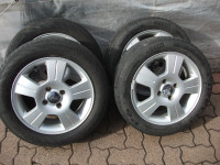 pneu ete 205-55-16 2 continental et 2 pirelli avec mags