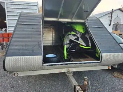 2018 Arctic Car ZR8000 Sno Pro 129 inch studded track, heated Grips, hand gaurds w/mirrors and heate...