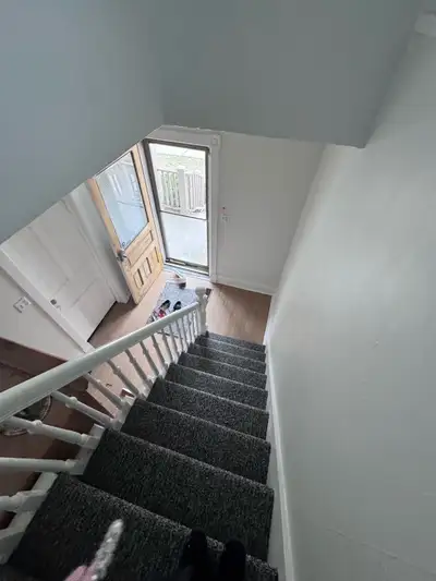 Uptown Waterloo July 1st 2 bedroom apartment available