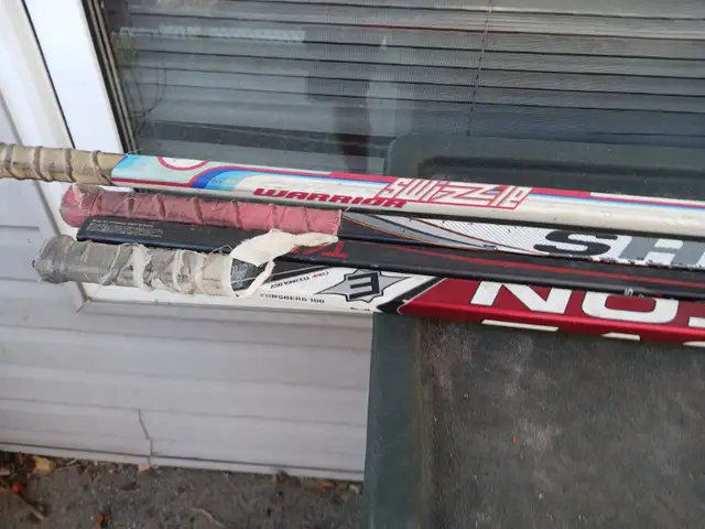 assorted sherwood hockey sticks for sale in Hockey in Markham / York Region - Image 7