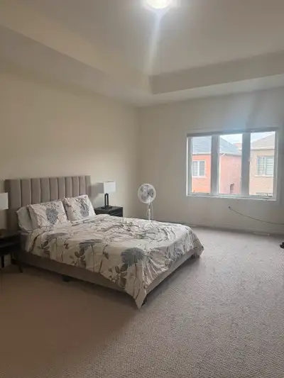 Master Bedroom for Rent in Brampton (Wifi & Utilities inc)