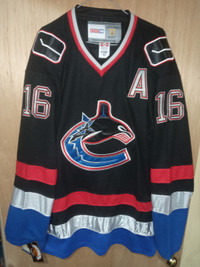 1997 Trevor Linden Vancouver Canucks NHL ccm jersey size xl nwt
