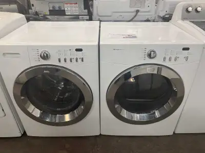 Je suis technicien en électroménager et je répare toute marque de laveuse et ou secheuse Samsung, GE...