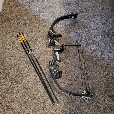 My son is selling his very lightly used youth compound bow- hoping to save up for a recurve bow! Pic...
