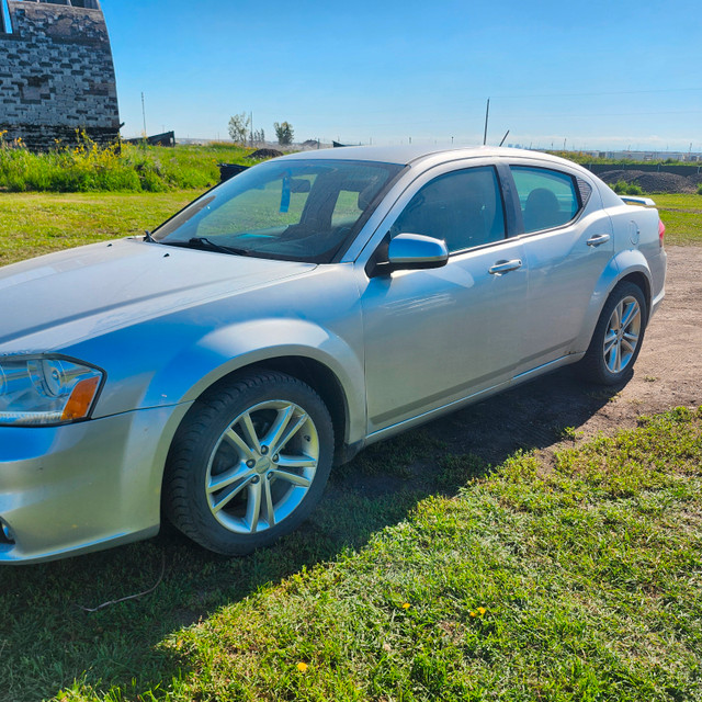 2012 DODGE AVENGER in Cars & Trucks in Calgary - Image 2