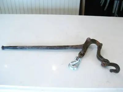 Antique 1920's Railway Car Truck Flatbed Cast Iron Chain Binder for sale. Its all original with exce...