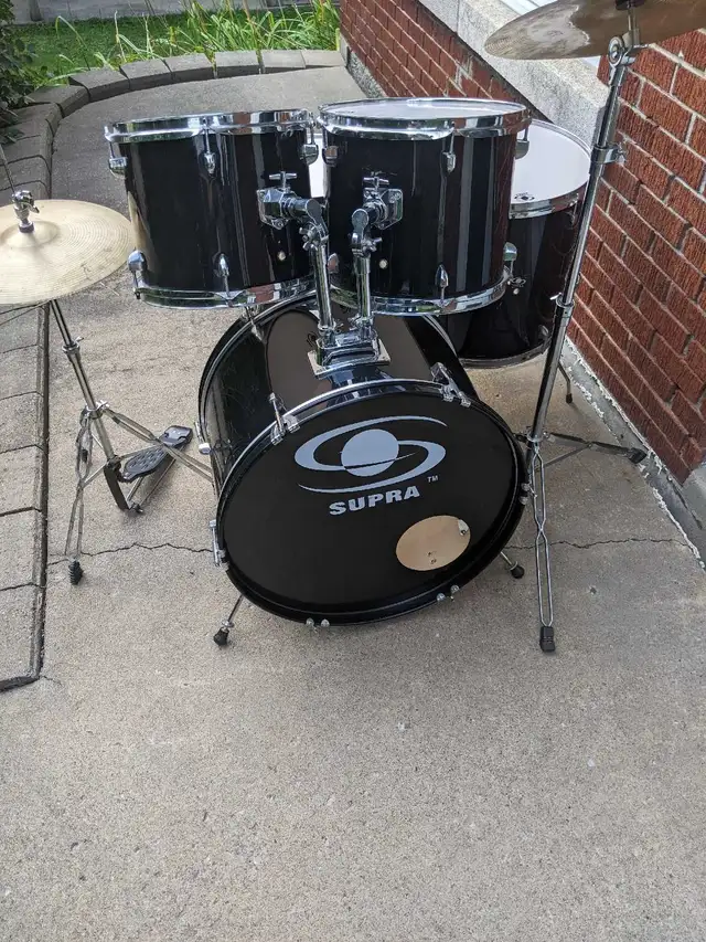 Complete Battery/Drum Set