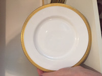 Royal Daulton - Royal Gold H 4980 Set of Dishes