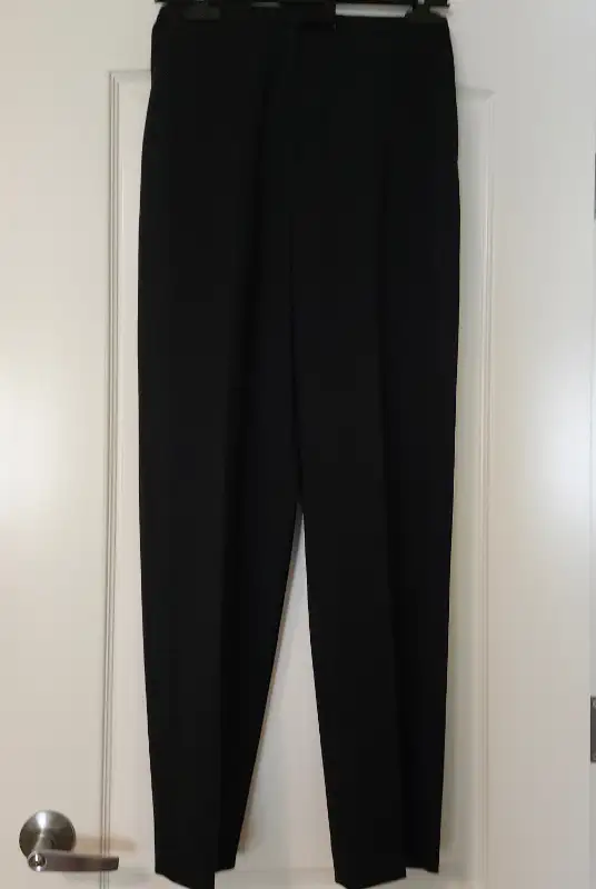 Women's Wide Leg Dress Pant in Women's - Bottoms in Kamloops - Image 2