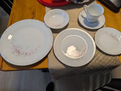 Vintage Noritake Dinnerware china 1987 Japan, View more