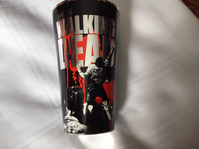 Walking Dead Glass in Arts & Collectibles in Thunder Bay