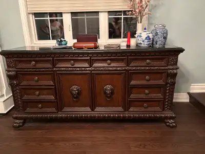 Queen sleigh bed, Chest and two side tables with black stone tops