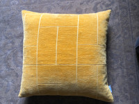 2 Pillows