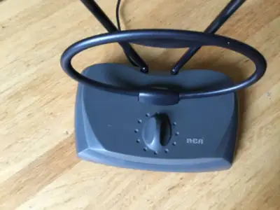 ANTENNE RCA modèle CANT121, View more