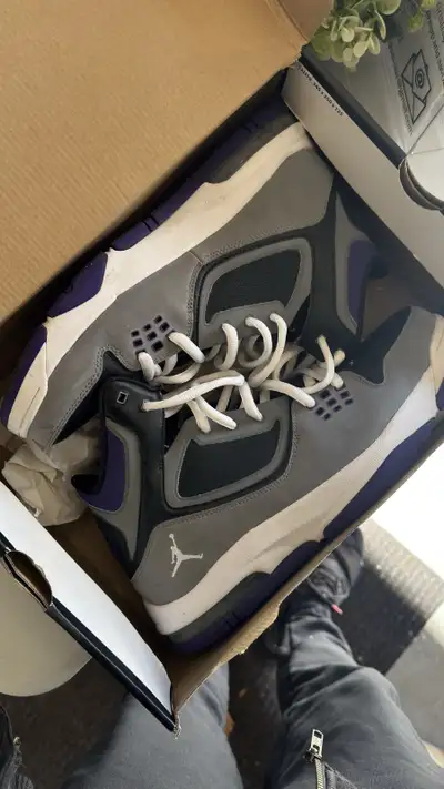 Jordan Retro 4, View more