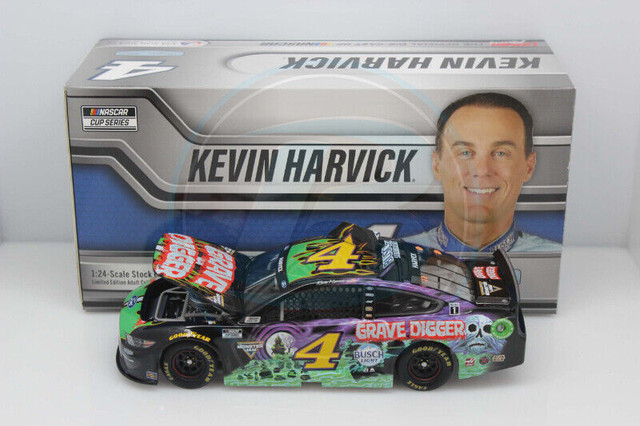 NASCAR DIECAST COLLECTIBLES IN CANADA in Other Business & Industrial in Ottawa - Image 4