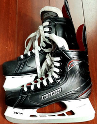 BAUER X400 VAPOR. Size 4R