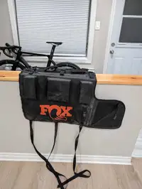 Fox suspension half tailgate pad