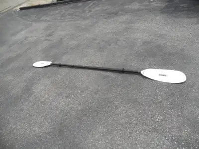 THIS MADE IN BRITISH COLUMBIA CANADA NIMBUS (CARBON FIBER) WAVE WALKER KAYAK PADDLE HAS BEEN EXTENDE...