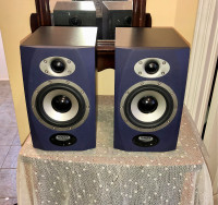 Powered Tannoy Biamplified Nearfield Monitors Reveal R5A