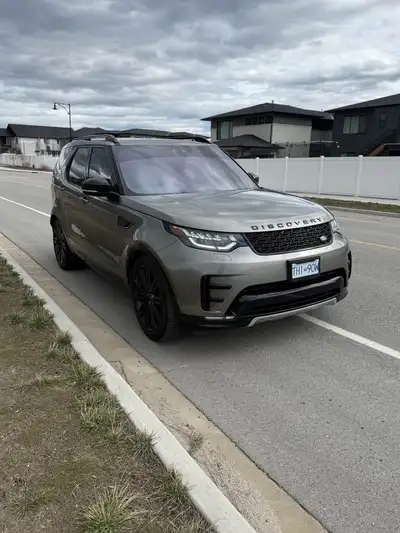 2019 Land Rover Discovery HSE Luxury. Fully Loaded. 3.0L V6 Supercharged Gasoline Engine. 80000 kms...