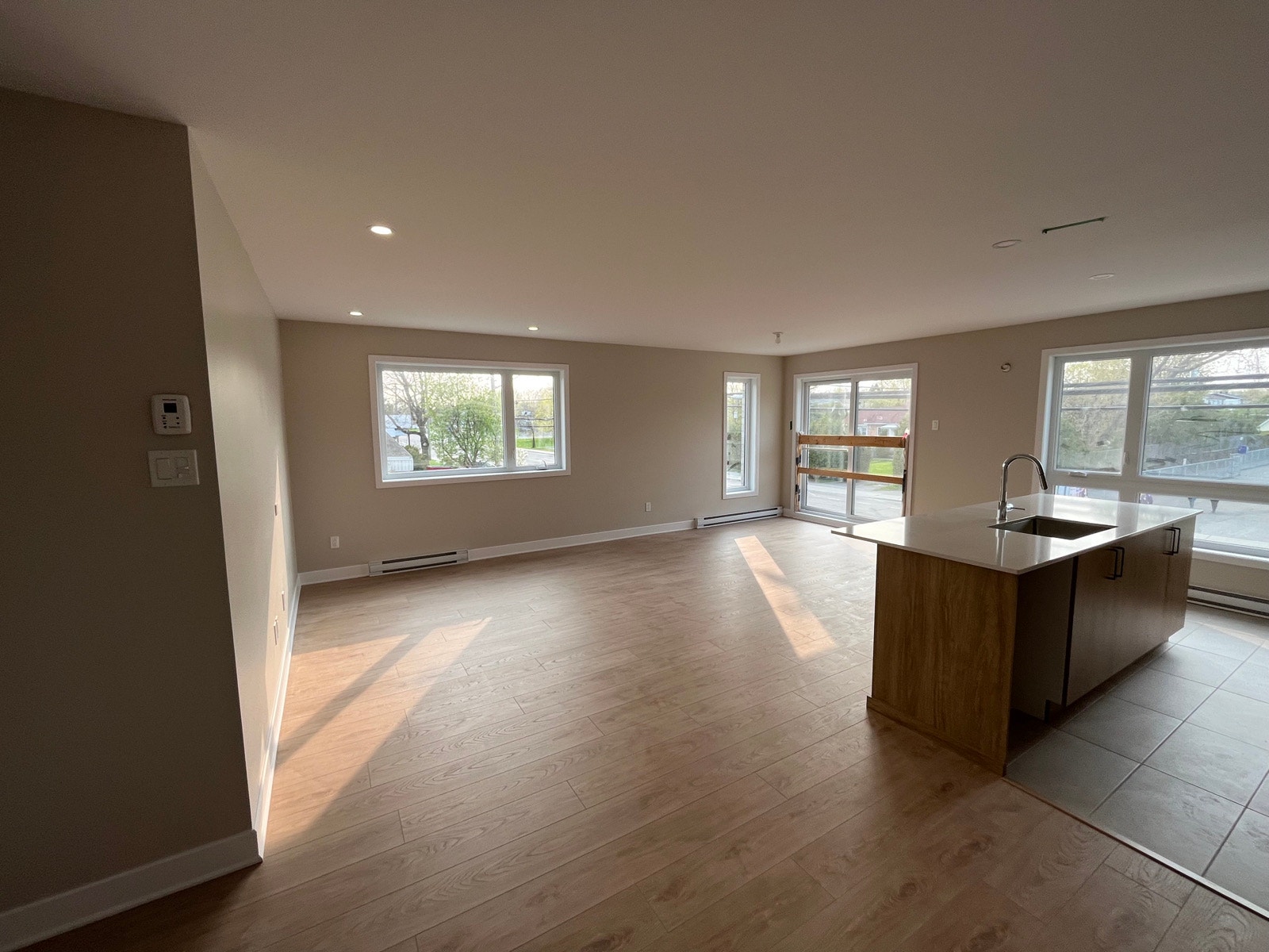 3796 Bd Sainte-Rose — photo 2