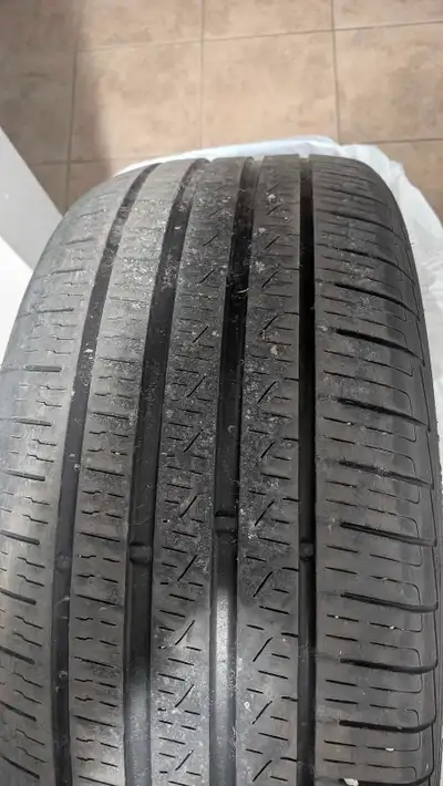 3 used Pirelli Cinturato P7. 225/40/R19 93H Best offer takes them.