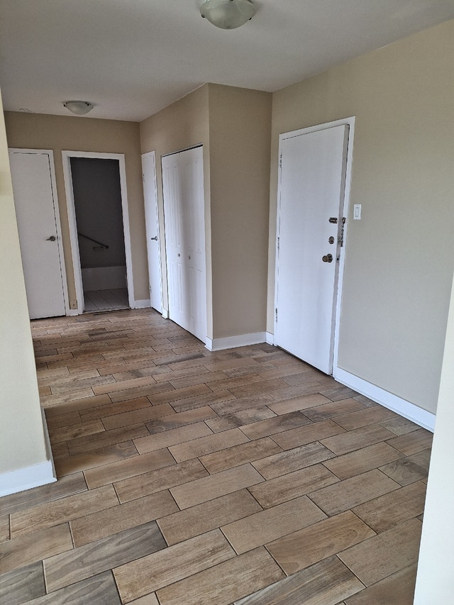 NDG/ CSL 3.5 on côte StLuc Locations longue durée Ville de