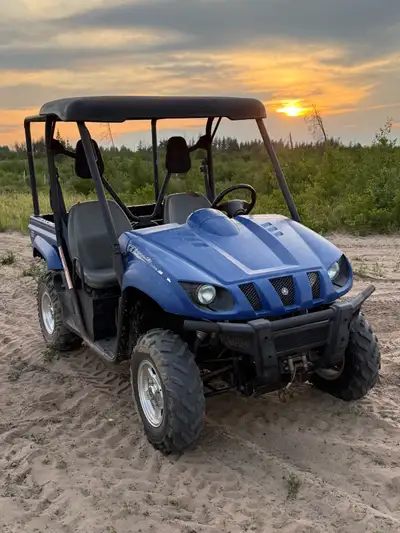 Yamaha side by side 660 . Good shape it’s a 2007 works great .