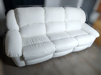 Superbe canapé en cuir blanc/Superb white leather sofa