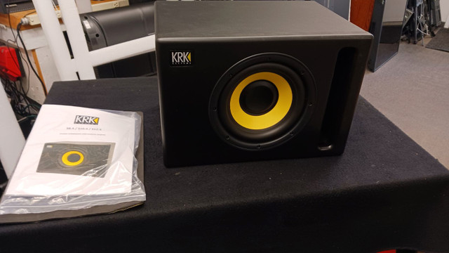 POWERED SUBWOOFER for sale in General Electronics in Sault Ste. Marie