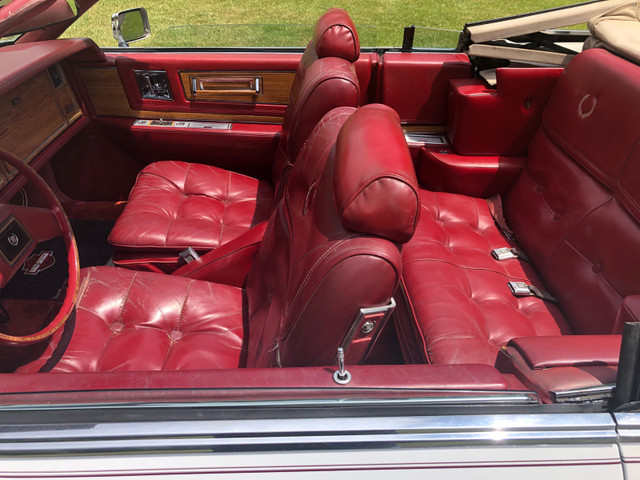 1981 Cadillac convertible  in Classic Cars in Oshawa / Durham Region - Image 2