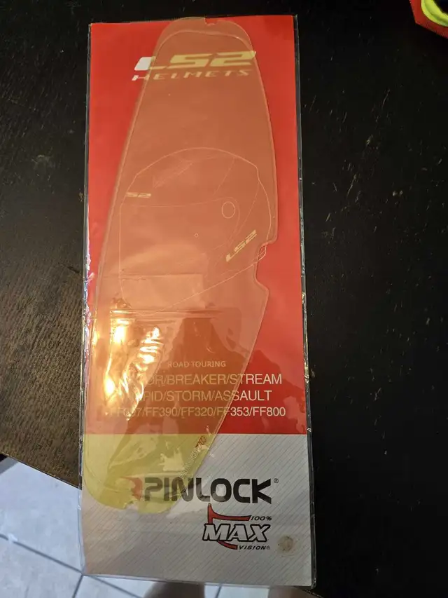 LS2 Assult XL Motorcycle Helmet in Other in Hamilton - Image 4