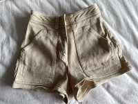 Aritzia Wilfred shorts