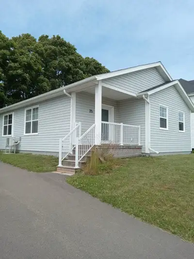 2 Bedroom House for rent in the Town of Kensington