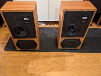 Kef 104 A/B vintage stereo speakers 