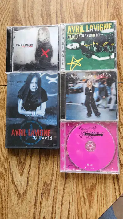 k.d. lang - Annie Lennox - Lisa Loeb - Avril Lavigne-Simple Plan, View more