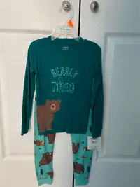 BNWT-Boy's 2 Piece Pyjamas(Size 4)-$5.00