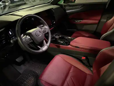 Lease take over Lexus NX 450h+ plug in 2026 premium package 1085.77 $ monthly payment 48 months 45 m...