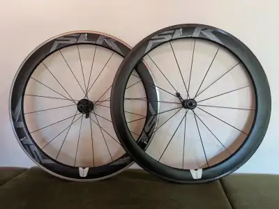 SLR aero road cycling wheelset Giant 700c carbon, View more