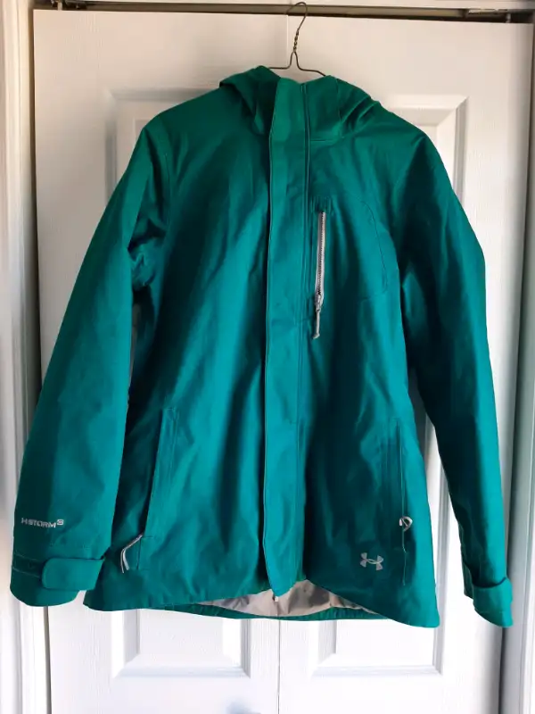 Under Armour Winter Coat Medium Women62863728147203123