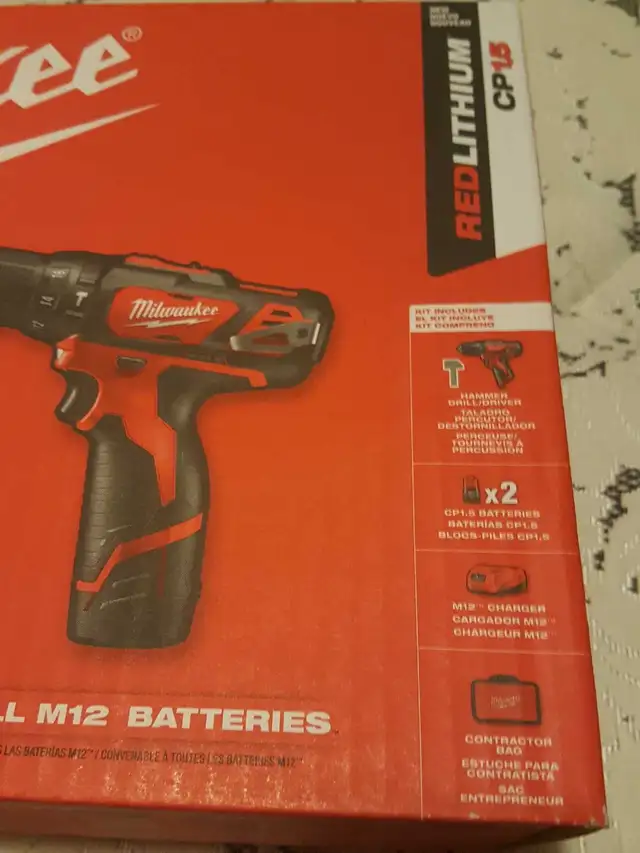 Milwaukee M12Hammer  Drill in Power Tools in Oshawa / Durham Region - Image 4