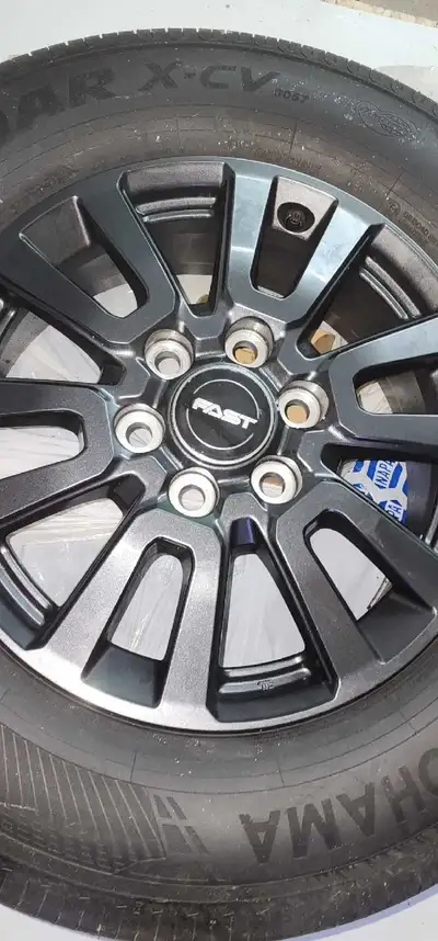 Tires cames of 2024 Tacoma . Will also work with 5th gen 4runners ,4 gen Tacoma , on 2022 Thundra, o...