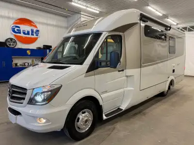 (serenity wonder libero free spirit airstream atlas interstate Winnebago View Navion Era Revel 4x4 A...