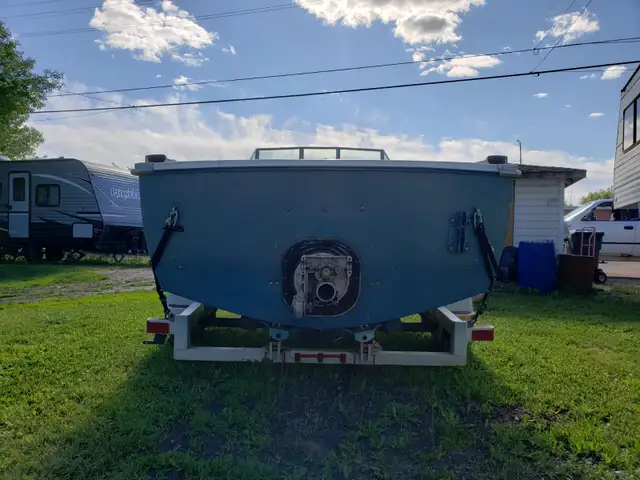 Project boat For Sale in Powerboats & Motorboats in Edmonton - Image 8