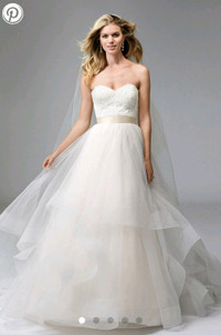 *SALE* Watters Rowena Wedding Gown Size 4
