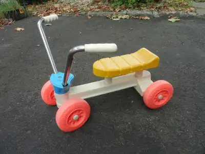 TRICYCLE PLAYSKOOL  VINTAGE  80', View more