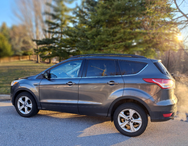 Ford Escape 2016 FWD for sale. in Cars & Trucks in Markham / York Region