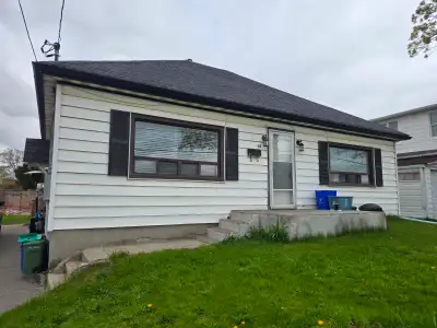 Please CALL OR TEXT to Book an Appointment to view the Property. Nick 905-9250820 THIS PROPERTY IS A...