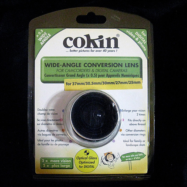 COKIN WIDE-ANGLE CONVERSION LENS FOR 37mm - 30mm - 27mm - 25mm in Other in City of Toronto